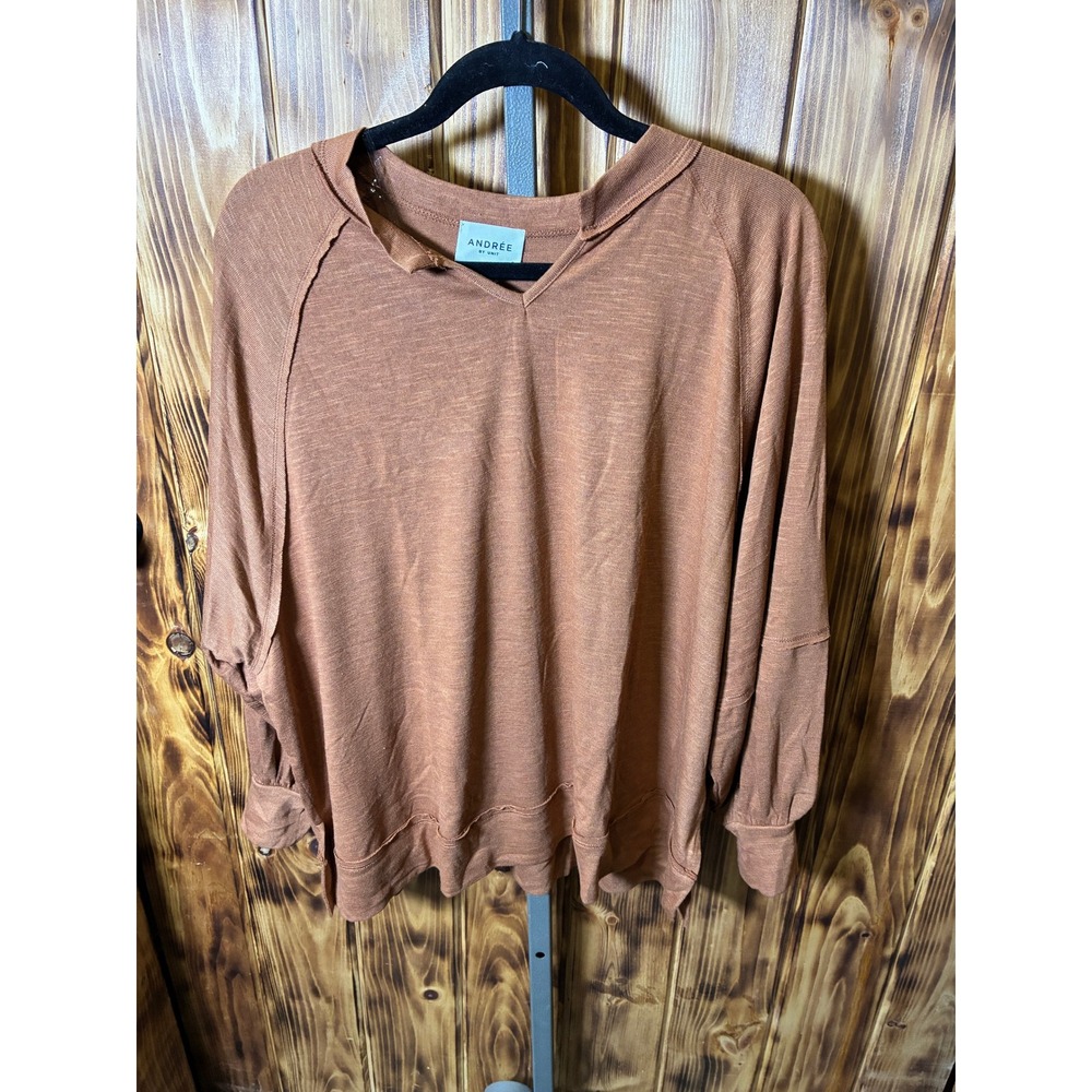 Andree by Unit Womens Small Rust Terracotta Slub Knit Split V-Neck Top MHS115